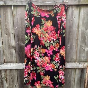 Bleeker and Mcdougal floral skirt sz. 2X NWT